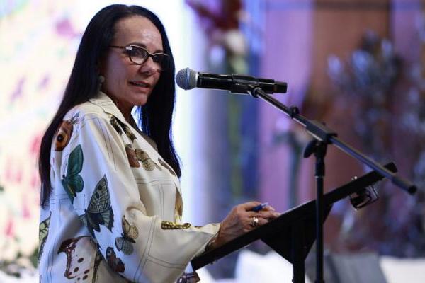 Minister for Indigenous Australians, the Hon Linda Burney MP speaking in front of podium and microphone