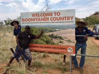Rangers put up a sign. Photo © Gooniyandi Aboriginal Corporation